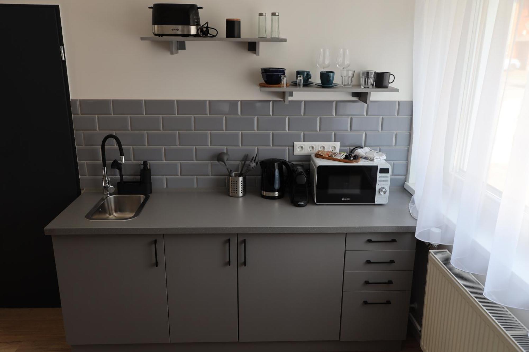 Natali Apartmanhaz Eger Exteriör bild
